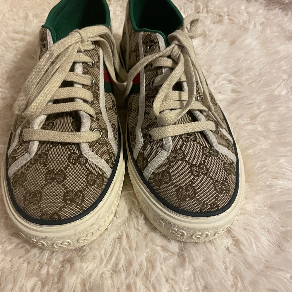 Gucci Web Canvas Low Top Sneaker - Picture 3 of 7
